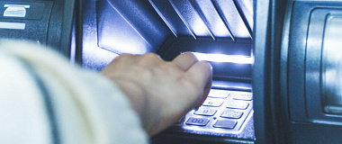 Migrating IT infrastructure to a data center for a Russian bank