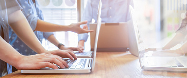 Developing applications for a computer hardware manufacturer